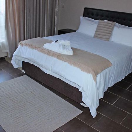 Mmakosha Lodge Претория Экстерьер фото